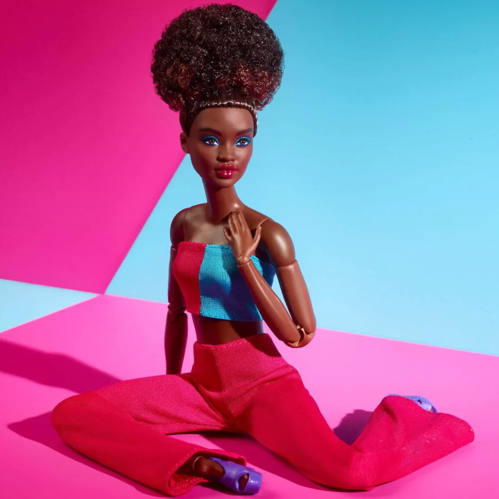 Barbie Muneca Afroamericana Signature Fashion