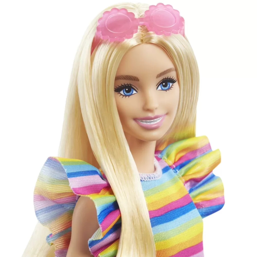 Barbie Muneca Con Vestido Arcoiris Fashionista Modelos Surtidos Outlet